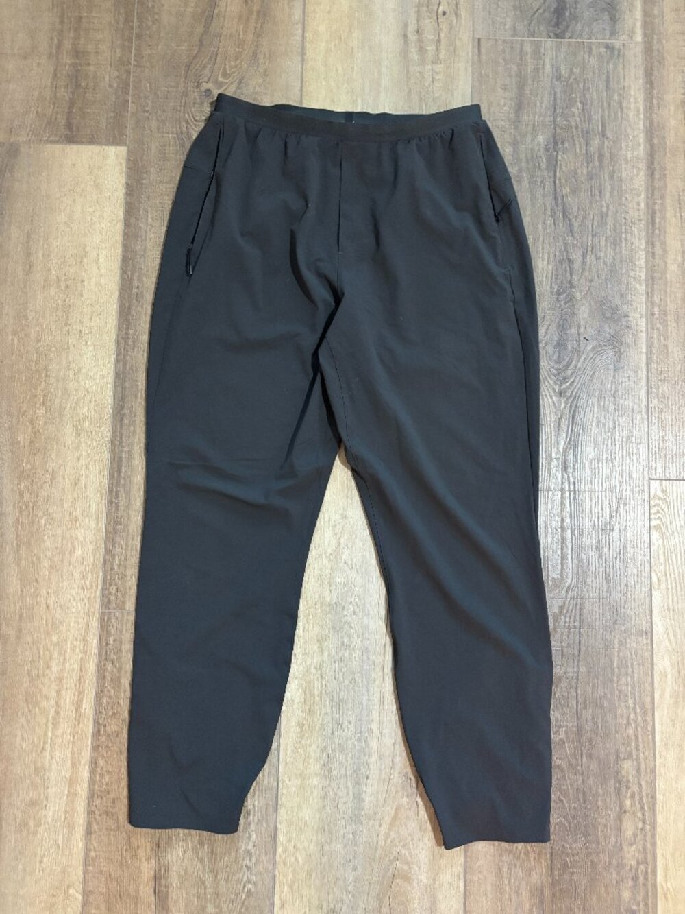 Lululemon Dark Grey Jogger Pants Size M | Lightweight Stretch Ankle Zip Athleisu